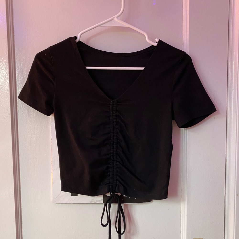 Cinch-front crop top!